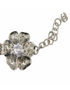 CHANEL silver camellia necklace-belt, Cruise 2005