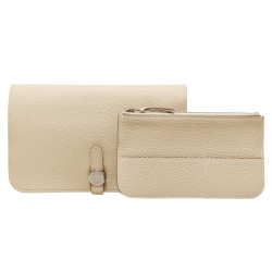 HERMES chalk Dogon wallet