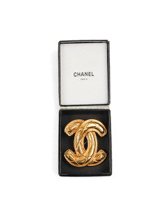 Broche vintage CHANEL matelassé GM