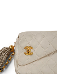 CHANEL vintage off white camera bag