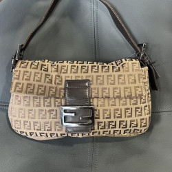 Baguette FENDI toile monogramme