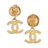 CHANEL Vintage gilded CC pendant clip-on earrings