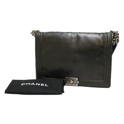 Sac Boy  CHANEL cuir d'agneau noir