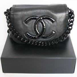 Smooth leather and painted borders CHANEL bag