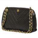 CHANEL vintage herringbone bag