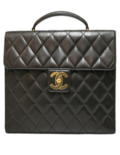 Sacoche CHANEL matelassé noir