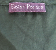 Robe Easton Pearson