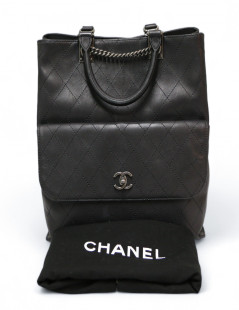 Sac à dos CHANEL cuir matelassé noir