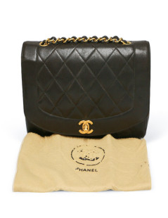 A REPARER Sac Diana 25cm CHANEL vintage