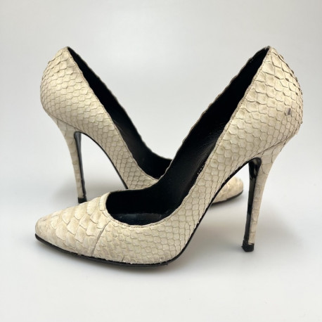 Escarpins en python blanc BALMAIN T38,5