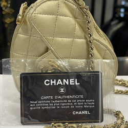 Mini sac coeur CHANEL doré