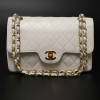 Timeless blanc CHANEL cuir d'agneau