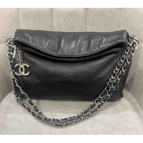 Sac CHANEL noir bijouterie argent