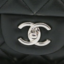 Maxi Jumbo CHANEL cuir matelassé noir