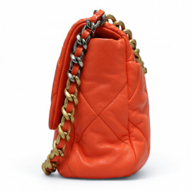 Sac  à rabat 19 CHANEL orange