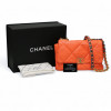 Sac à rabat 19 CHANEL orange