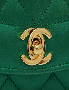 Mini Diana CHANEL satin vert