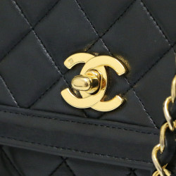 Sac CHANEL noir simple rabat