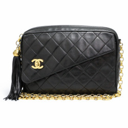 Camera CHANEL fermoir turnlock vintage