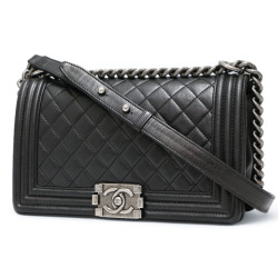 Sac Boy CHANEL MM noir