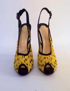 Escarpins LOUBOUTIN T 40 jaunes à pois