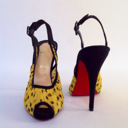 Escarpins LOUBOUTIN T 40 jaunes à pois