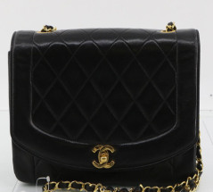 Sac classique Diana CHANEL