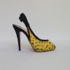 Escarpins LOUBOUTIN T 40 jaunes à pois