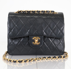 Sac classique CHANEL 23 noir