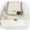 Sac Jumbo CHANEL cuir grainé blanc