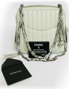 sac CHANEL vert d'eau