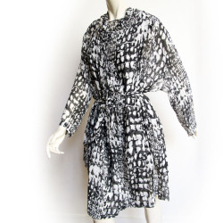 Robe veste LUTZ HUELLE