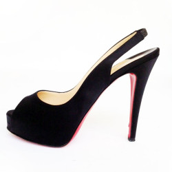 Escarpins CHRISTIAN LOUBOUTIN en satin noir