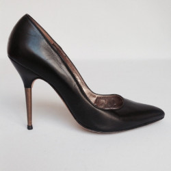 Escarpins en cuir noir MANOLO BLAHNIK T38