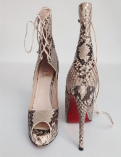 Bottines  'Very Privé' en python CHRISTIAN LOUBOUTIN T38