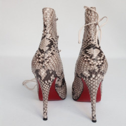 Bottines en python CHRISTIAN LOUBOUTIN T38