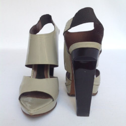 Sandales hautes MARNI T38 cuir verni gris