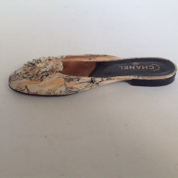 Flat Sandals CHANEL printed T37.5