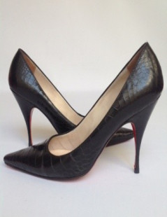 Escarpins en cuir noir imitation python CHRISTIAN LOUBOUTIN T38