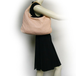 sac BOTTEGA VENETA tressé rose