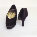 Black couture CHANEL T38 pumps