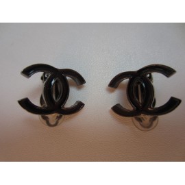 CC CHANEL antique silver metal and black enamel ear clips