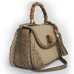 Sac Bamboo GUCCI GM en toile et crocodile