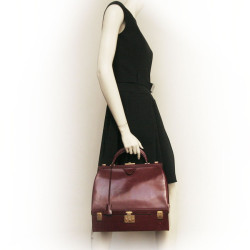 Sac  mallette HERMES  en box rouge H vintage