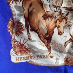 Carré HERMÈS