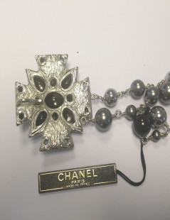 Ceinture en perle CHANEL