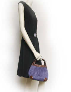 Sac "Cubo" CAROLINE DE MARCHI en raphia tressé violet