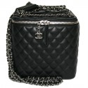 Sac Coffret à bijoux CHANEL en cuir matelassé noir