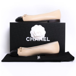 Ballerines CHANEL T 36/5 bicolores beige et noir