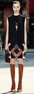 Robe et Tshirt GIVENCHY motif foulard Taille L